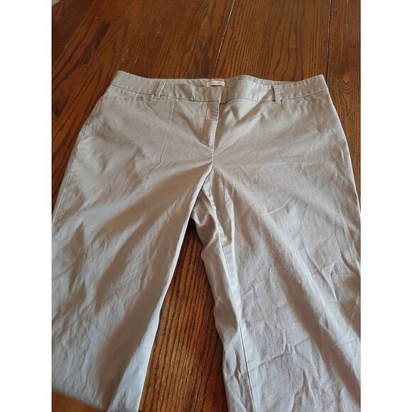 Size 18 Regular Van Heusen Stretch Khaki Tan Cropped Ankle Capri Casual Pants - Picture 2 of 4